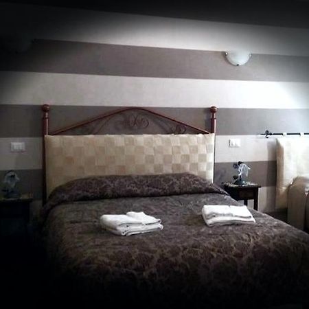 Casa Rosanna Hotel Теразини Екстериор снимка